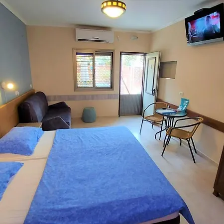 Aloni - Guest House Dead Sea Neve Zohar Extérieur photo