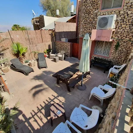 Aloni - Guest House Dead Sea Neve Zohar Extérieur photo