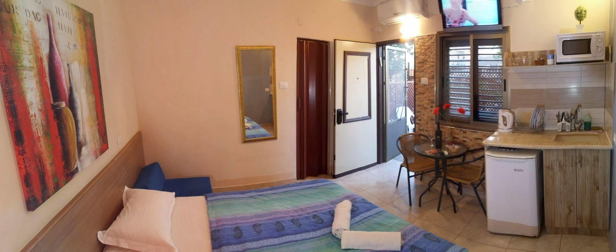 Aloni - Guest House Dead Sea Apartment Neve Zohar